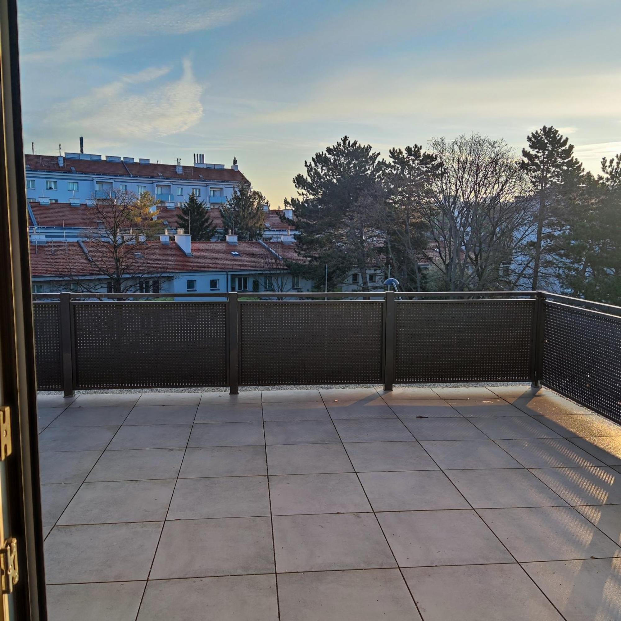 Aparthotel Umbrella Виена Екстериор снимка