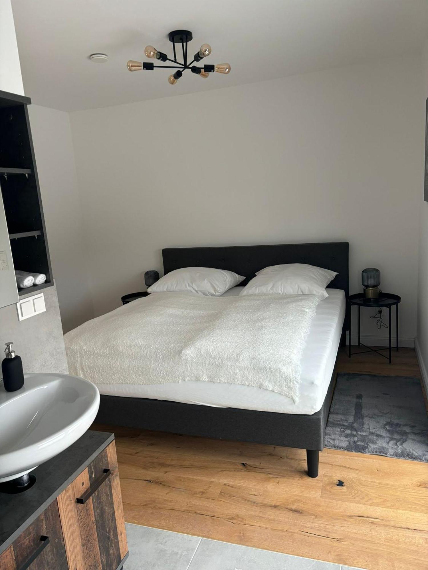 Aparthotel Umbrella Виена Екстериор снимка