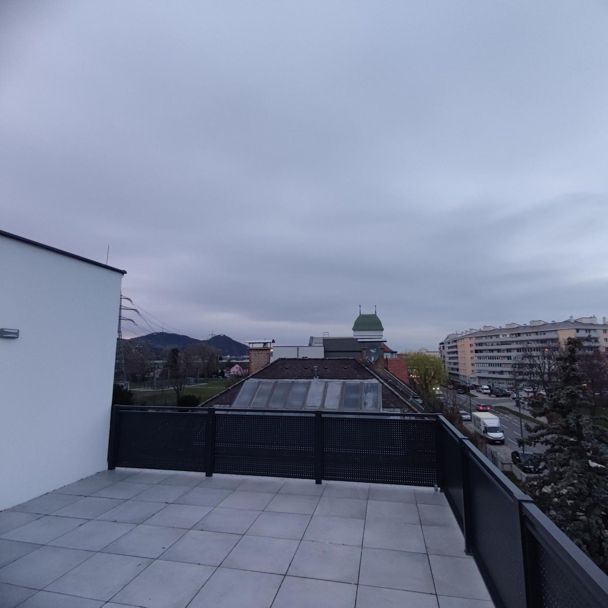 Aparthotel Umbrella Виена Екстериор снимка
